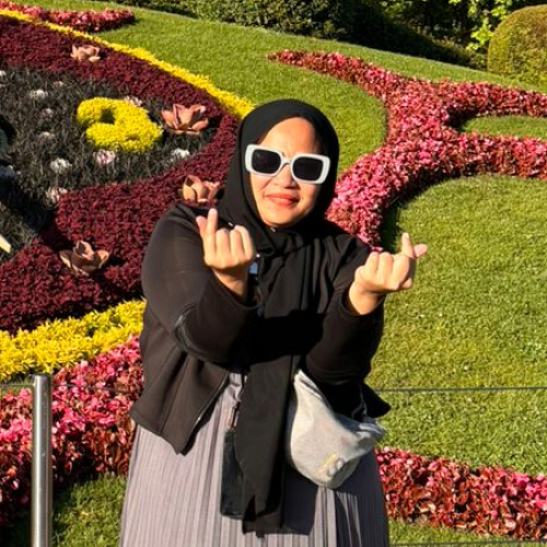 Mayang Ray, pengguna layanan SWIFT Topremit.