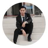 Robi Agung, người dùng ứng dụng Topremit chuyển tiền quốc tế.